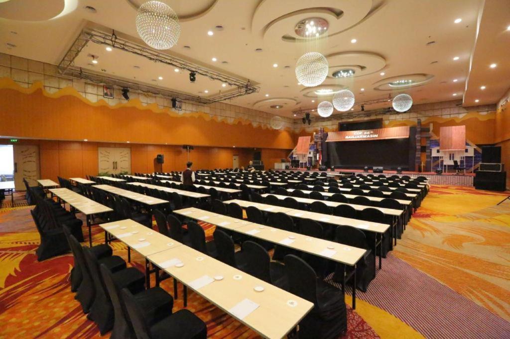 Golden Tulip Galaxy Hotel Banjarmasin Banjarmasin  Eksteriør bilde