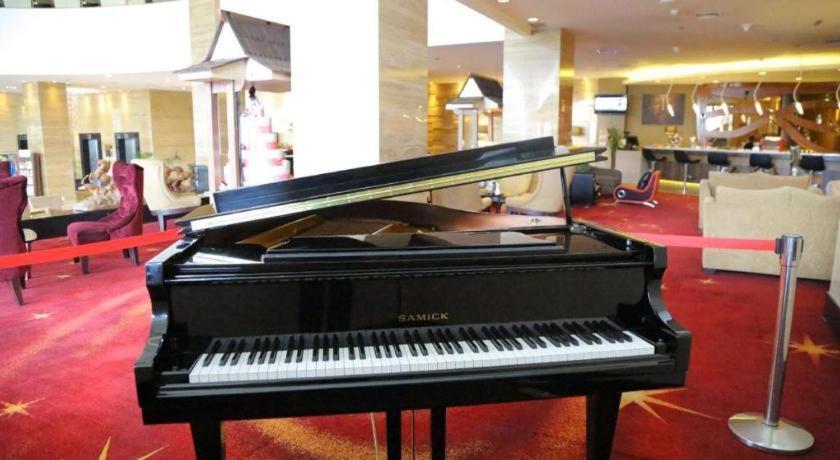 Golden Tulip Galaxy Hotel Banjarmasin Banjarmasin  Eksteriør bilde