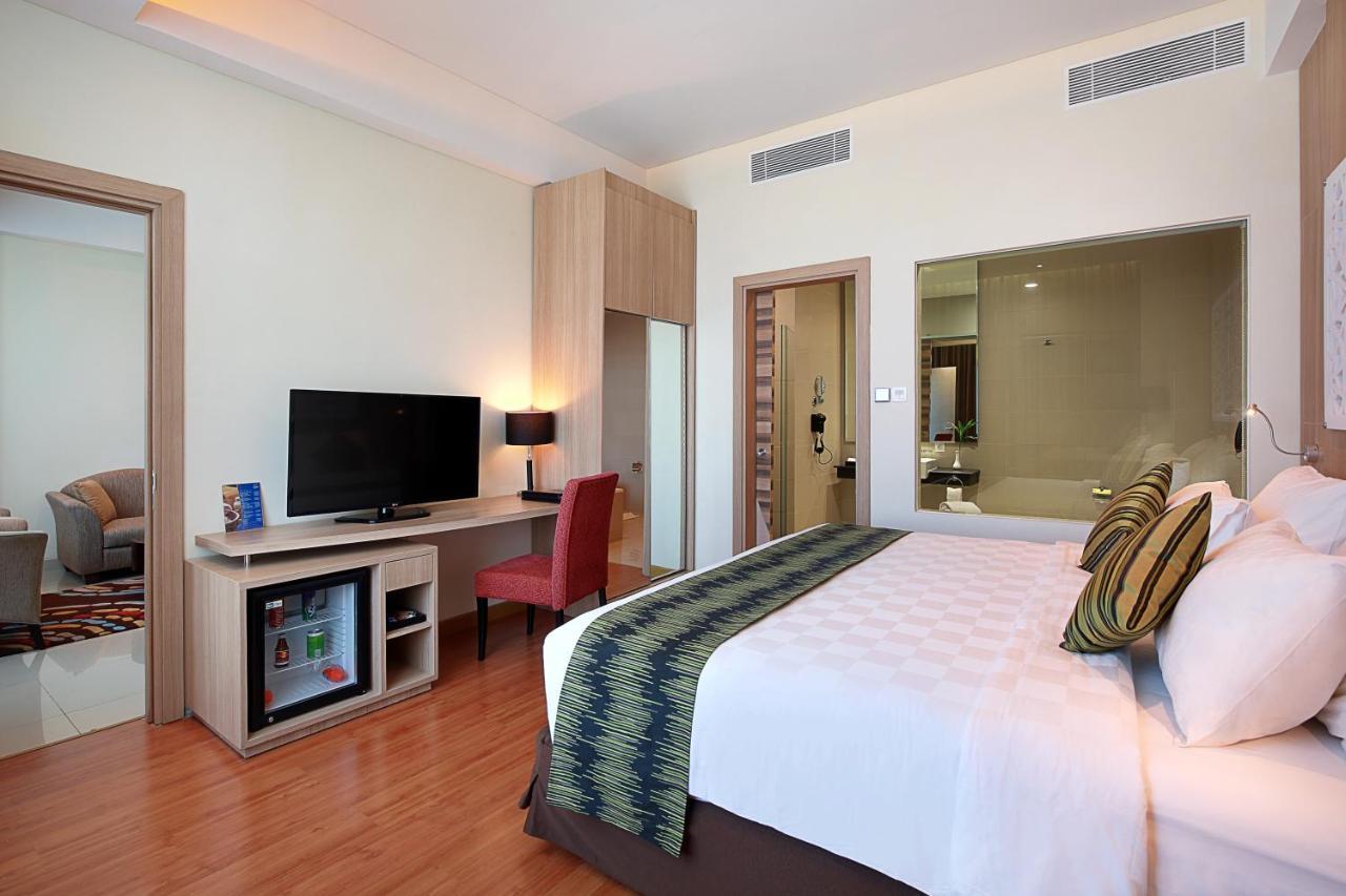 Golden Tulip Galaxy Hotel Banjarmasin Banjarmasin  Eksteriør bilde