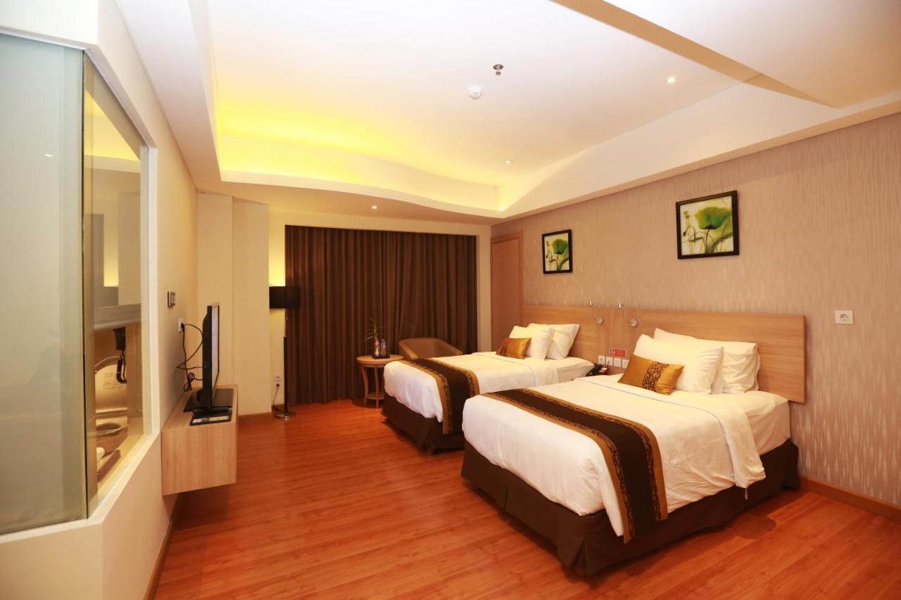 Golden Tulip Galaxy Hotel Banjarmasin Banjarmasin  Eksteriør bilde